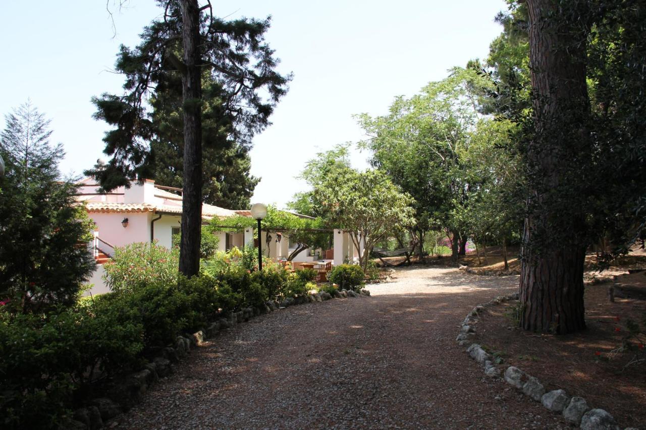 Tenuta Conte Ruggero Santa Domenica  Zewnętrze zdjęcie
