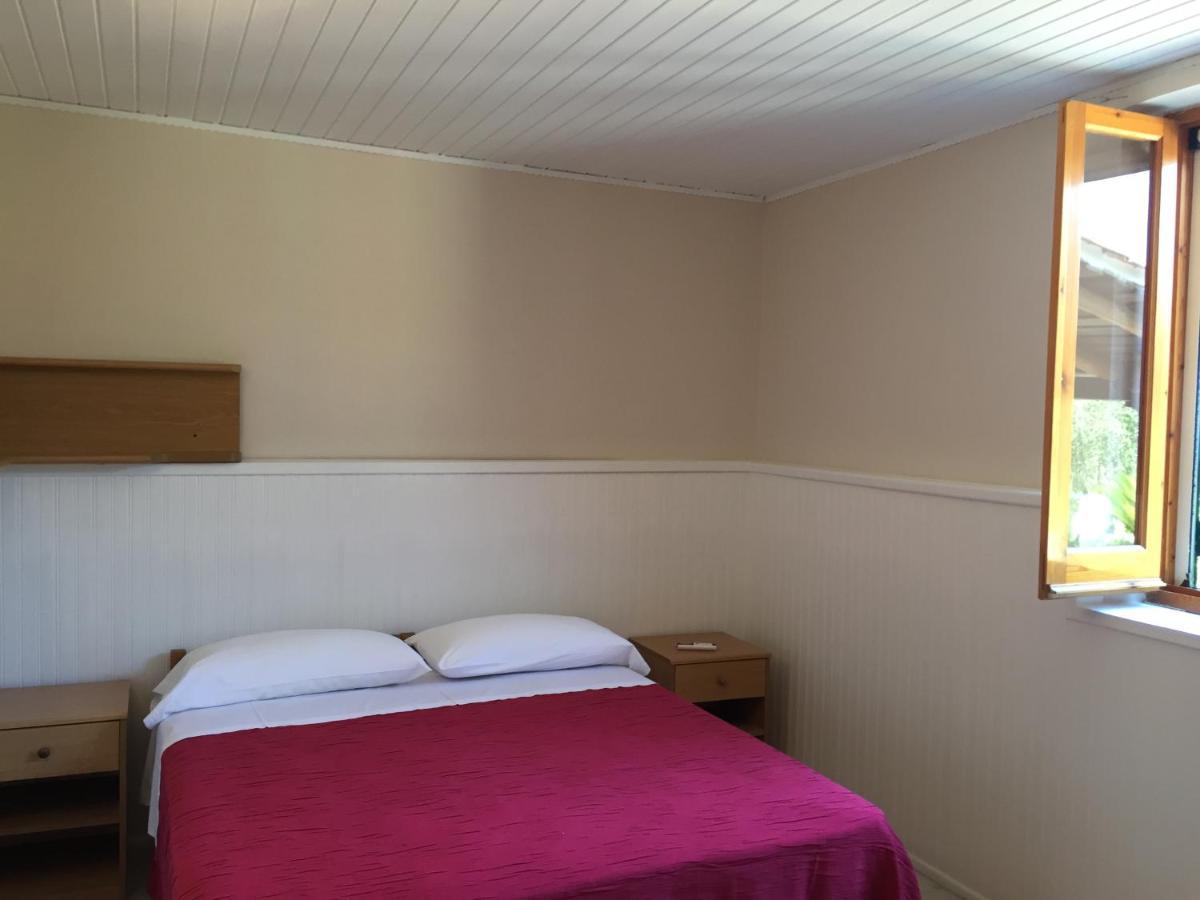 Tenuta Conte Ruggero Santa Domenica  Zewnętrze zdjęcie