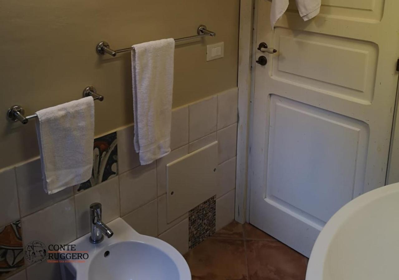 Tenuta Conte Ruggero Santa Domenica  Zewnętrze zdjęcie
