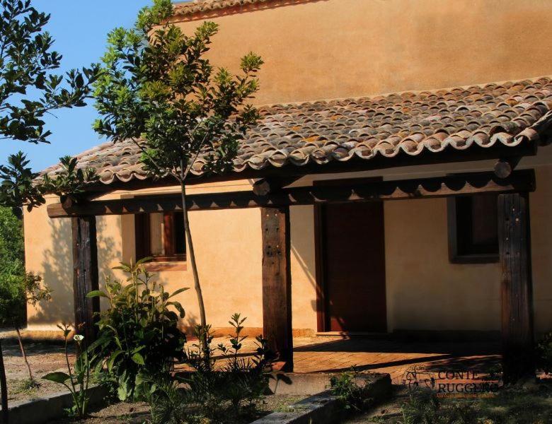 Tenuta Conte Ruggero Santa Domenica  Zewnętrze zdjęcie